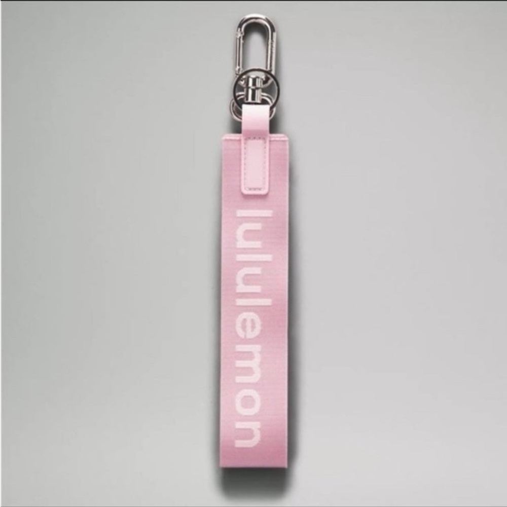 Rare Lululemon Never Lost Keychain Pink Peony